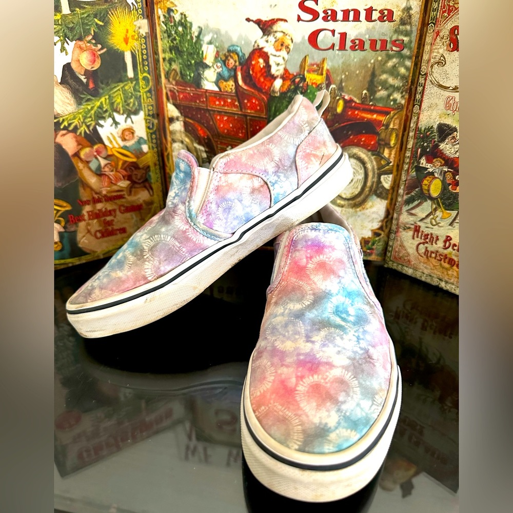 Girls Vans Classic Slip on Tie Dye shoes